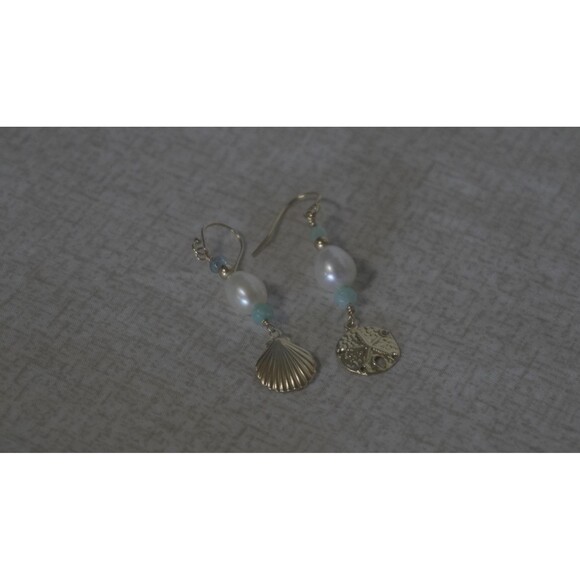 Gold Shell Pendant Freshwater Pearl Earrings - Picture 4 of 6